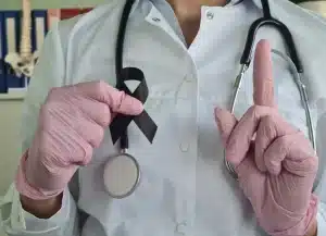 الكشف المبكر عن السرطان من خلال الفحوصات المخبرية