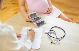 فحوصات الحمل والخصوبة للنساء